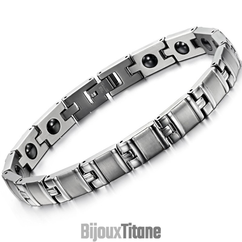 Bracelet En Titane Lodestone Complet Avec Spécifications Bracelet En Titane Lodestone Complet Avec Spécifications