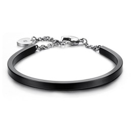 Bracelet En Titane Pour Femme Avec Une Longue Histoire