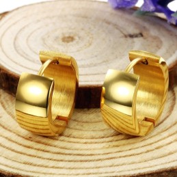 La Reine Des Boucles D'Oreilles Féminines En Titane De Qualité