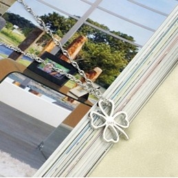 Collier En Titane Plaqué En Forme De Trèfle Pour Femme, Facile À Utiliser