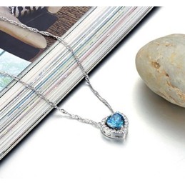 Collier En Titane Plaqué Platine Pour Femme De Haute Qualité Avec Strass