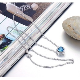 Collier En Titane Plaqué Platine Pour Femme De Haute Qualité Avec Strass