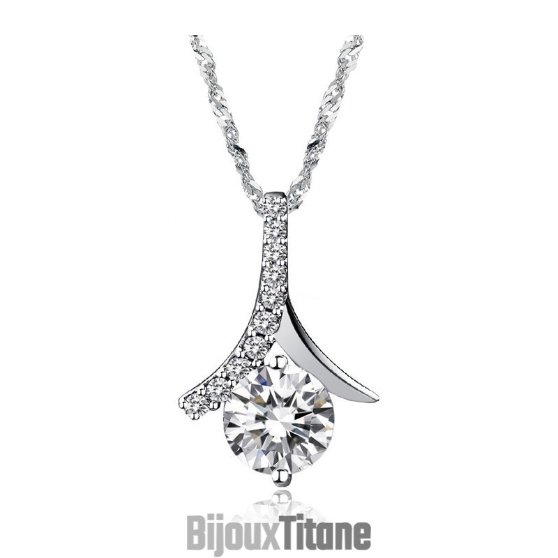 Collier En Titane Plaqué Pour Femme D'Excellente Qualité Avec Diamant