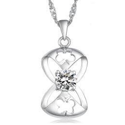 Collier En Titane Plaqué Platine En Forme De Papillon Pour Femme, Grande Variété