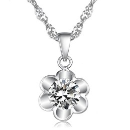 Collier En Titane Plaqué Platine Pur Pour Femme Avec Diamant, La Reine De La Qualité