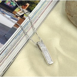Collier En Titane Plaqué Platine Pour Femme, Grande Variété
