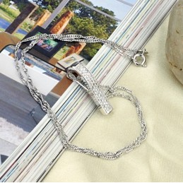 Collier En Titane Plaqué Platine Pour Femme, Grande Variété
