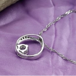 Collier En Titane Plaqué Platine Pour Femme, De Qualité Stable Et Concis