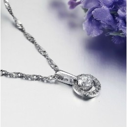 Collier En Titane Plaqué Platine Pour Femme, La Reine De La Qualité