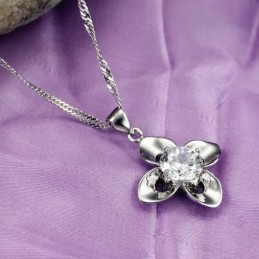 Collier En Titane Plaqué Platine Pour Femme, De Renommée Mondiale, Avec Diamant