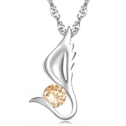 Collier En Titane Plaqué Platine En Forme D'Aile Féminine Avec Diamant, La Reine De La Qualité