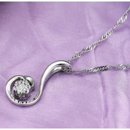 Collier En Titane Plaqué Platine En Forme De Phénix Féminin De Haute Qualité