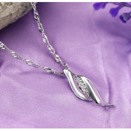 Collier En Titane Plaqué Platine Pour Femme, La Reine De La Qualité