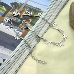 Bracelet De Cheville En Titane Plaqué Platine En Forme De Trèfle Pour Femme, Qualité Et Quantité Garanties