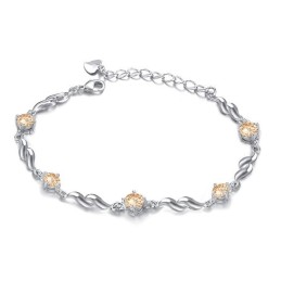 Bracelet En Titane Plaqué Platine Violet Pour Femme Avec Diamant, Qualité Et Quantité Garanties
