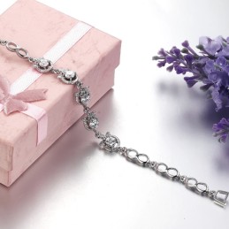 Bracelet En Titane Plaqué Platine En Forme De Trèfle Pour Femme, Qualité Et Quantité Garanties