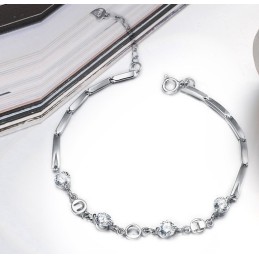 Bracelet En Titane Plaqué Platine Avec Strass Pour Femme, La Reine De La Qualité