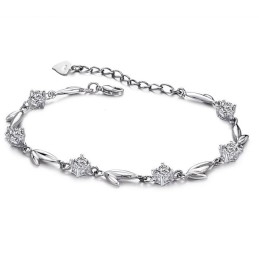 Bracelet En Titane Plaqué Platine En Forme De Feuille Pour Femme Avec Strass, Réputé Pour Sa Qualité Supérieure