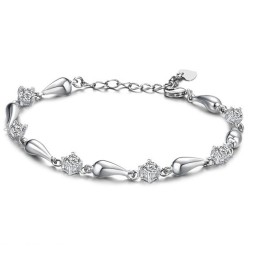 Bracelet En Titane Plaqué Platine Pour Femme Avec Diamant, Qualité Et Quantité Garanties