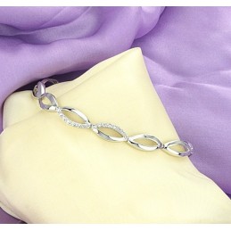Bracelet En Titane Plaqué Platine Avec Diamant Pour Femme, La Reine De La Qualité