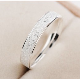 Bague En Titane Plaqué Platine Avec Fil De Perle Facile À Utiliser Pour Les Amoureux