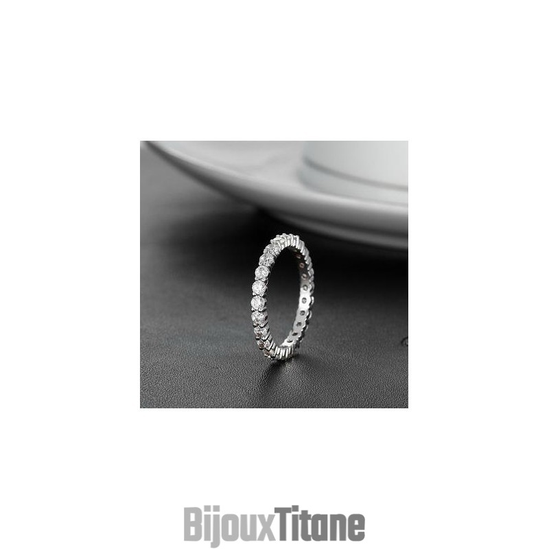 Bague En Titane Plaqué Platine Pour Femme De Renommée Mondiale Bague En Titane Plaqué Platine Pour Femme De Renommée Mondiale