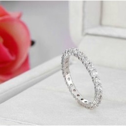 Bague En Titane Plaqué Platine Pour Femme De Renommée Mondiale