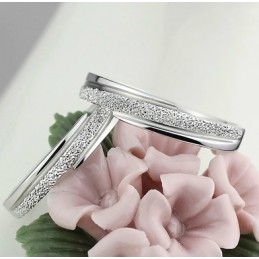 Bague En Titane Plaqué Platine Avec Fil De Perles Et Grande Variété Pour Les Amoureux