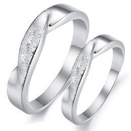 Pour Avoir Une Longue Histoire, Frottez La Bague En Titane Plaqué Platine Pour Les Amoureux