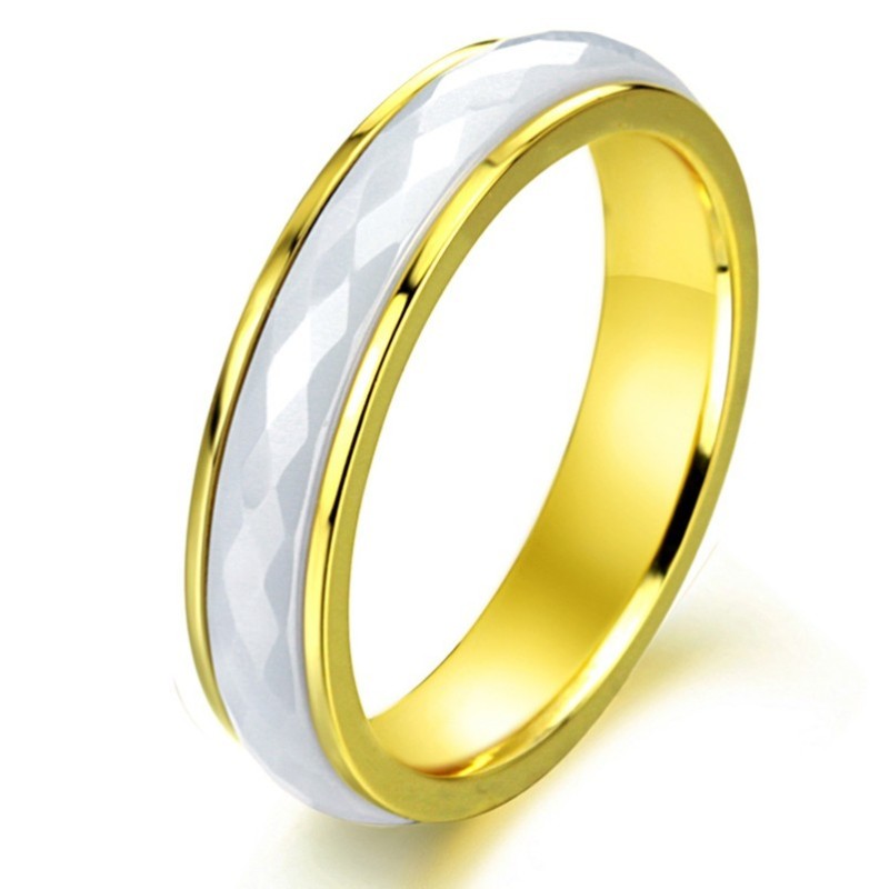 Bague En Céramique Tungstène Losange À Grandes Variétés Bague En Céramique Tungstène Losange À Grandes Variétés