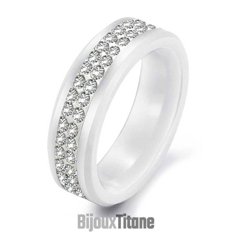 La Reine De La Bague En Céramique Tungstène De Qualité Avec Strass