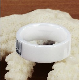 La Reine De La Bague En Céramique Tungstène À Code-Barres Blanc De Qualité