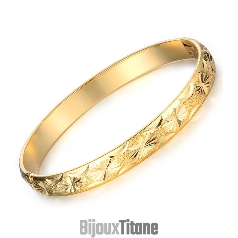 Bracelet Élégant Plaqué Or 18 Carats Pour Femme De Haute Qualité Bracelet Élégant Plaqué Or 18 Carats Pour Femme De Haute Qualité