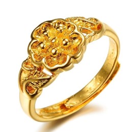 Bague Plaquée Or 18 Carats À Motif Floral Féminin De Haute Qualité