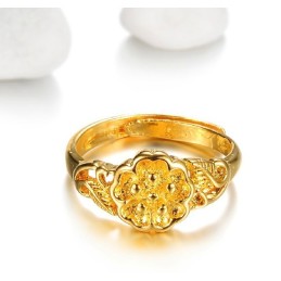 Bague Plaquée Or 18 Carats À Motif Floral Féminin De Haute Qualité