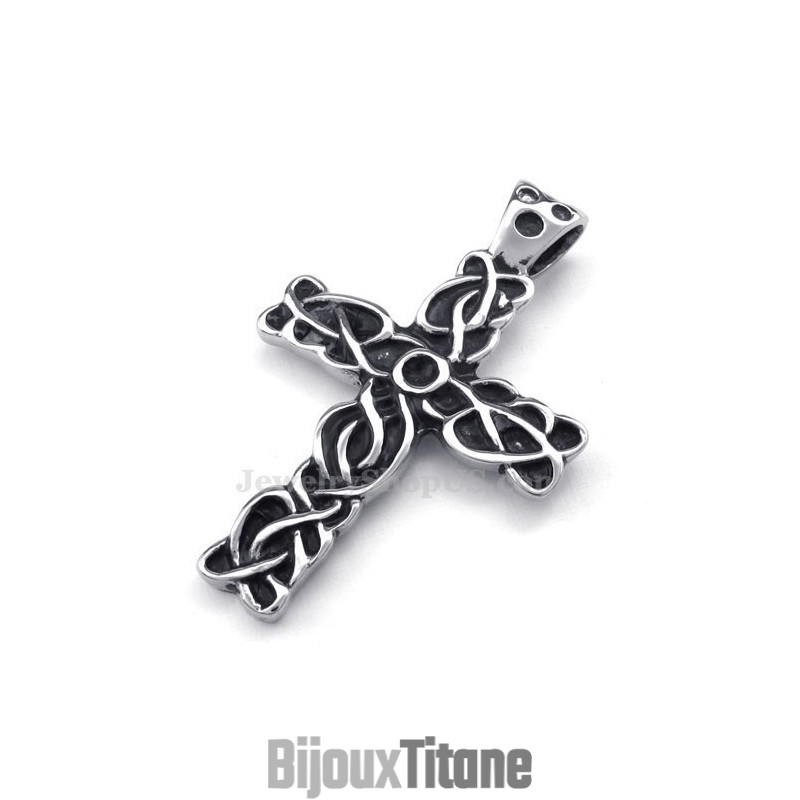 Magnifique Collier Avec Pendentif Croix En Titane Pour Homme (Chaîne Offerte) Magnifique Collier Avec Pendentif Croix En Titane Pour Homme (Chaîne Offerte)