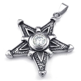 Collier Avec Pendentif Étoile Porte-Bonheur En Titane Et Zircon Blanc (Chaîne Offerte)