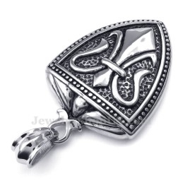 Collier Pendentif Bouclier En Titane (Chaîne Gratuite)
