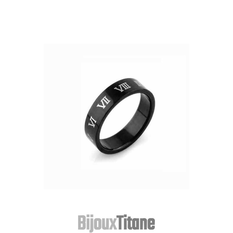 Bague Homme En Titane Noir Avec Chiffres Romains (6 Mm) Bague Homme En Titane Noir Avec Chiffres Romains (6 Mm)