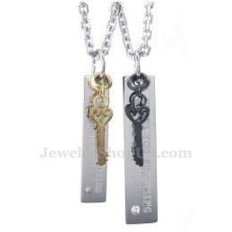 Collier Avec Pendentif Clé En Titane Pour Couple (Chaîne Offerte) (Une Paire)