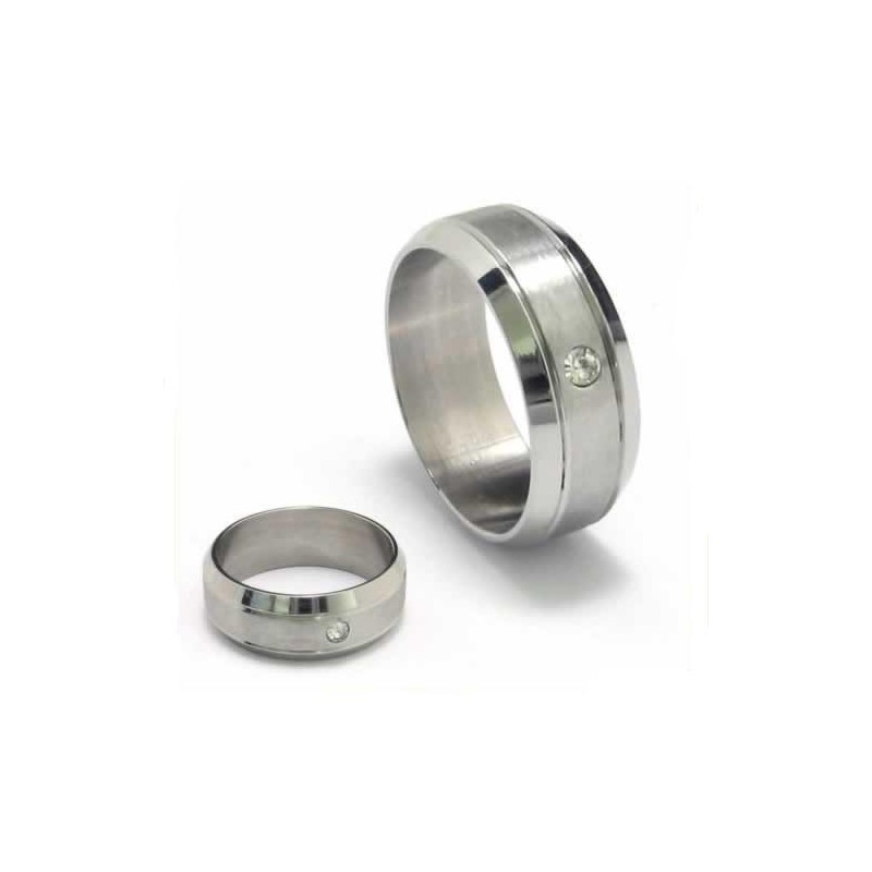 Bague Unisexe En Titane Avec Diamants De 8 Mm Bague Unisexe En Titane Avec Diamants De 8 Mm