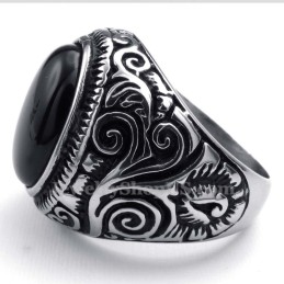 Bague En Titane Avec Pierre Ornementale Noire