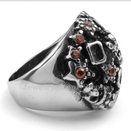 Bague Tête De Mort En Titane Avec Zircon Rouge