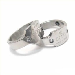 Bague En Titane Sertie De Diamants De 5 Mm Avec Bande De Cour Incrustée