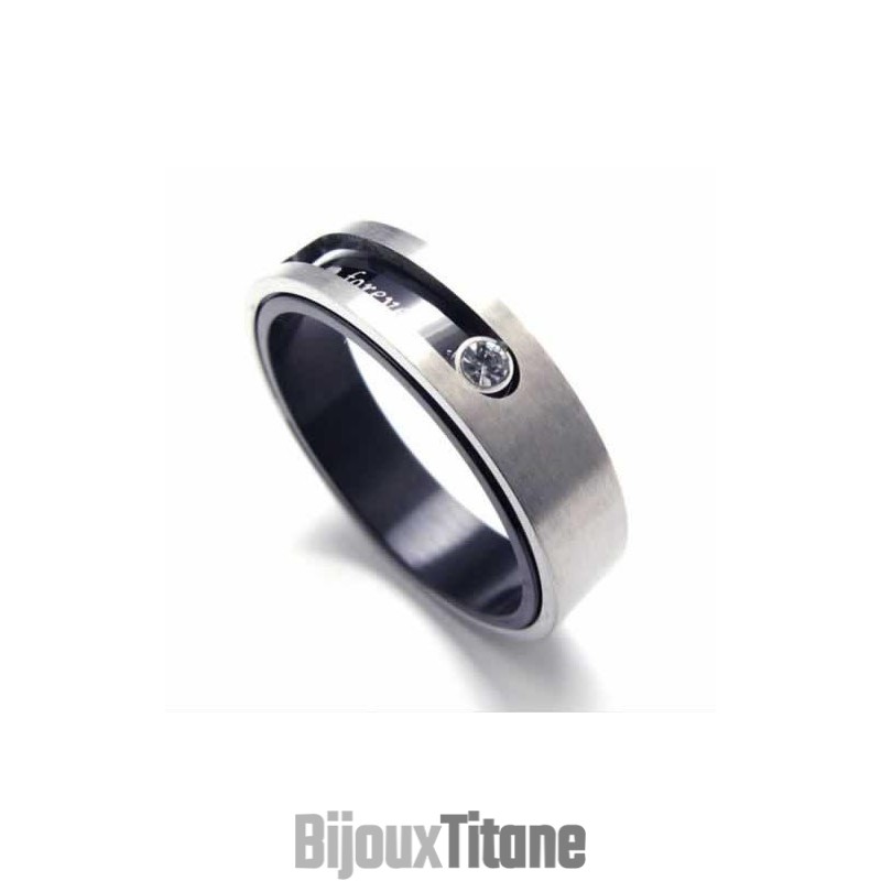 Bague En Titane Sertie De Diamants De 5 Mm Avec Bande De Cour Incrustée Bague En Titane Sertie De Diamants De 5 Mm Avec Bande De Cour Incrustée