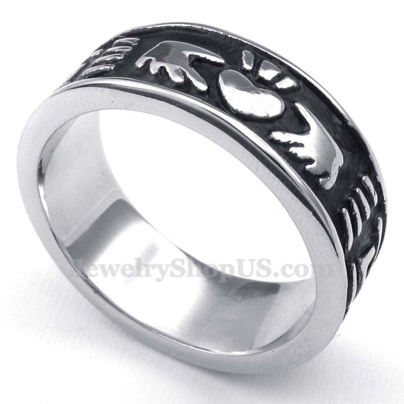 Bague En Forme De Cœur Avec Des Mains En Titane Bague En Forme De Cœur Avec Des Mains En Titane
