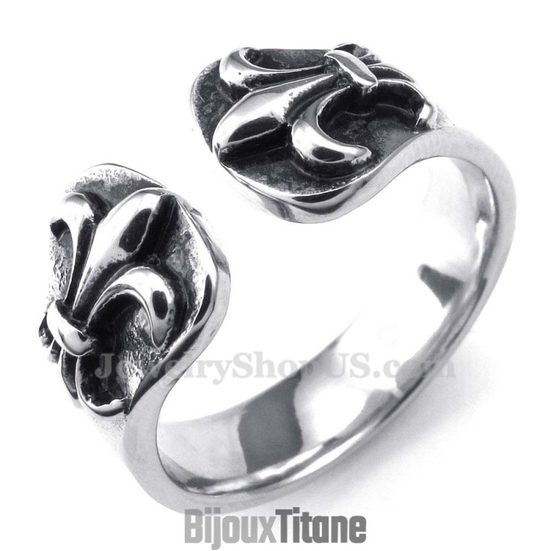 Bague En Titane Avec Ouverture En Forme De Croix Et De Fleur