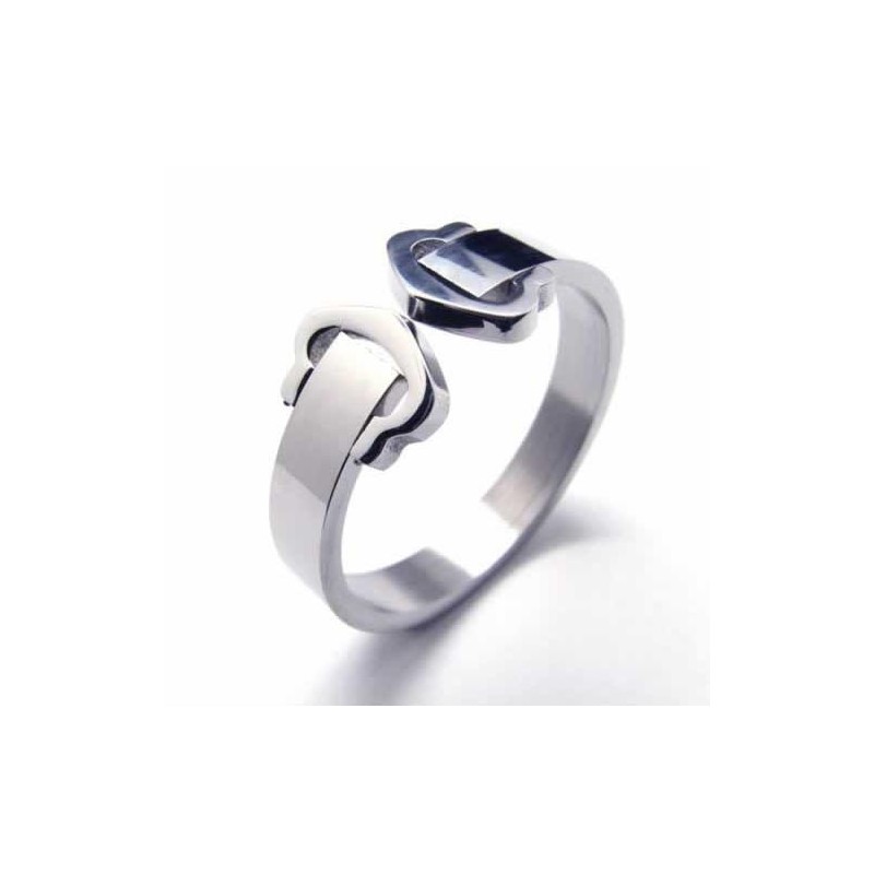 Bague En Titane 8 Mm Avec Cœur Lié À Un Cœur Bague En Titane 8 Mm Avec Cœur Lié À Un Cœur