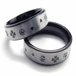 Bague En Titane Incrustée De Diamants Et De Trèfle À Quatre Feuilles De 6 Mm