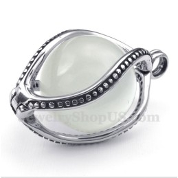Pendentif Homme En Titane Et Opale Blanche Avec Chaîne Offerte